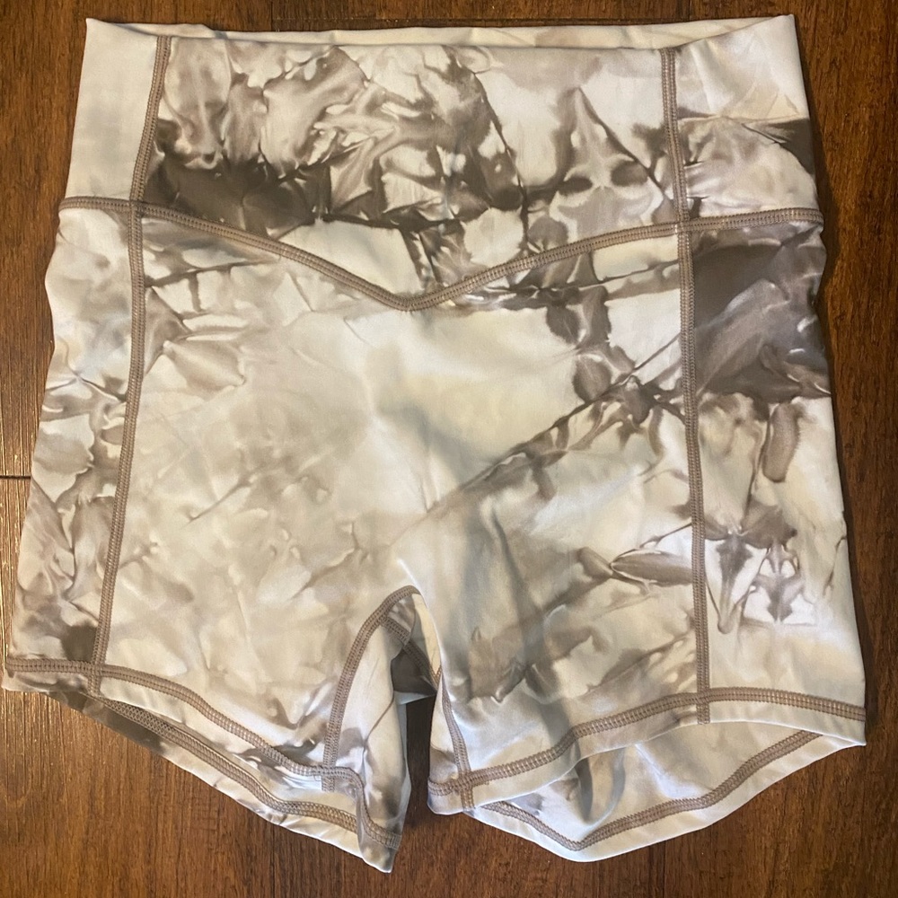 Balance Athletica Oasis Shorts